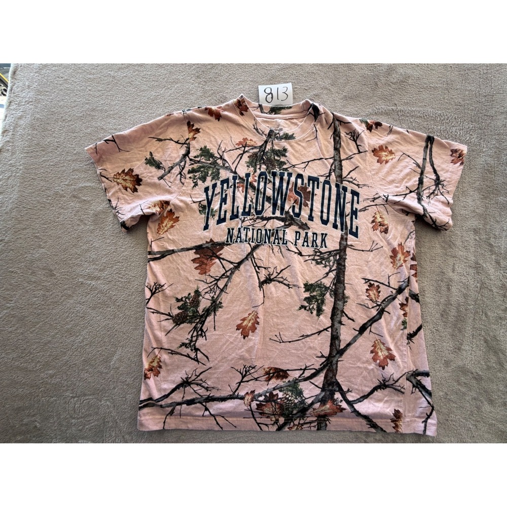 U.S. Vintage Yellowstone National Park T-Shirt Mens XL Pink Camo Tee